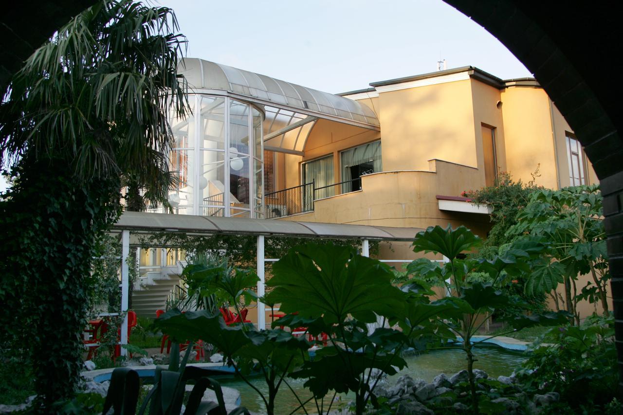Eleon Kutaisi Exterior foto