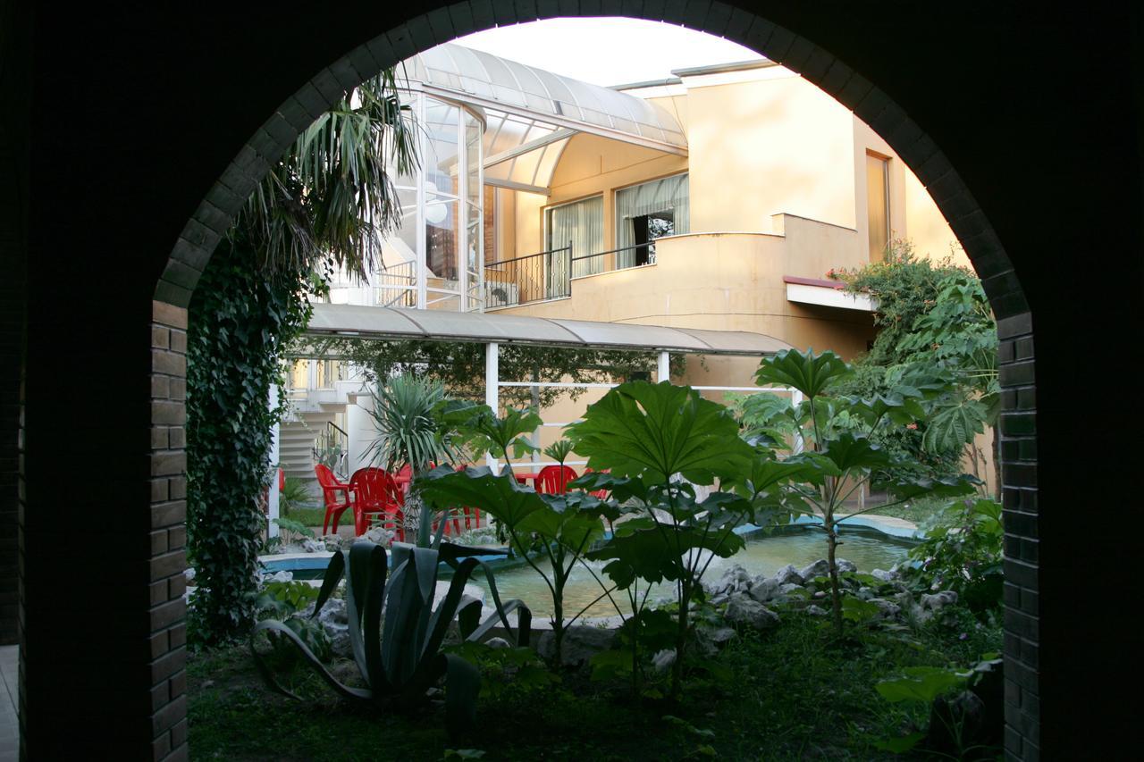 Eleon Kutaisi Exterior foto